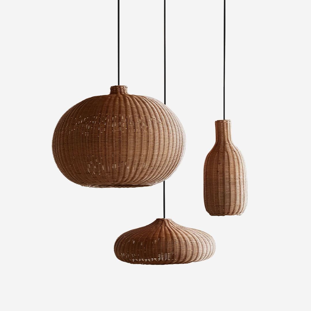 Lampe à suspension vintage en rotin