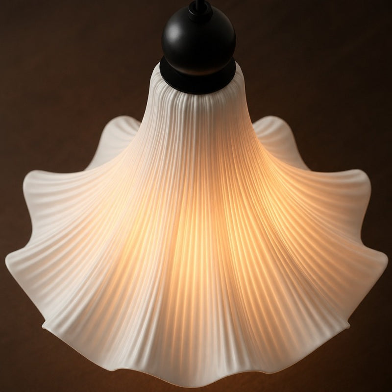 Cazelle French Vintage Flower Pendant Light – Retro Floral Hanging Lamp for Bedroom and Entryway
