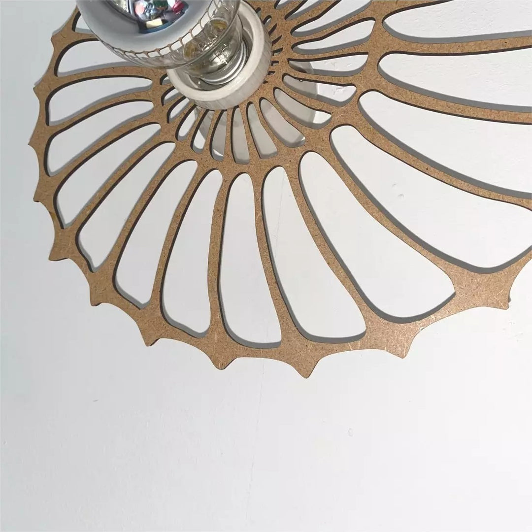 Lámpara de pared moderna con silueta de concha de nautilus Spiralyn - Iluminación para sala de estar