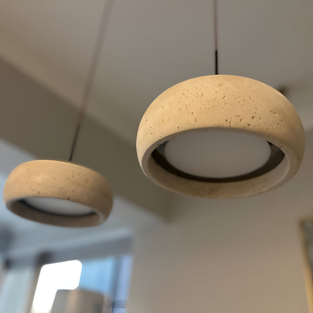 Suspension en pierre travertin style Wabi Sabi