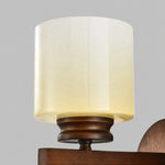Cargar imagen en el visor de la Galería, Close-up of alabaster-style frosted glass shade