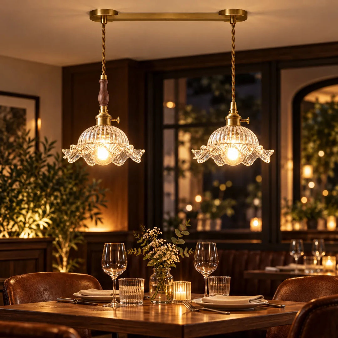 Vintage Wavy-Edge Glass Pendant Lamp