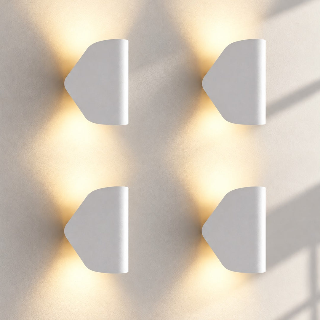 Textured Rim Pointed Shade Aluminium Wall Light