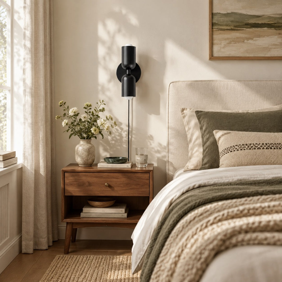 Couleur Double Up-and-Down Plug-In Wall Light