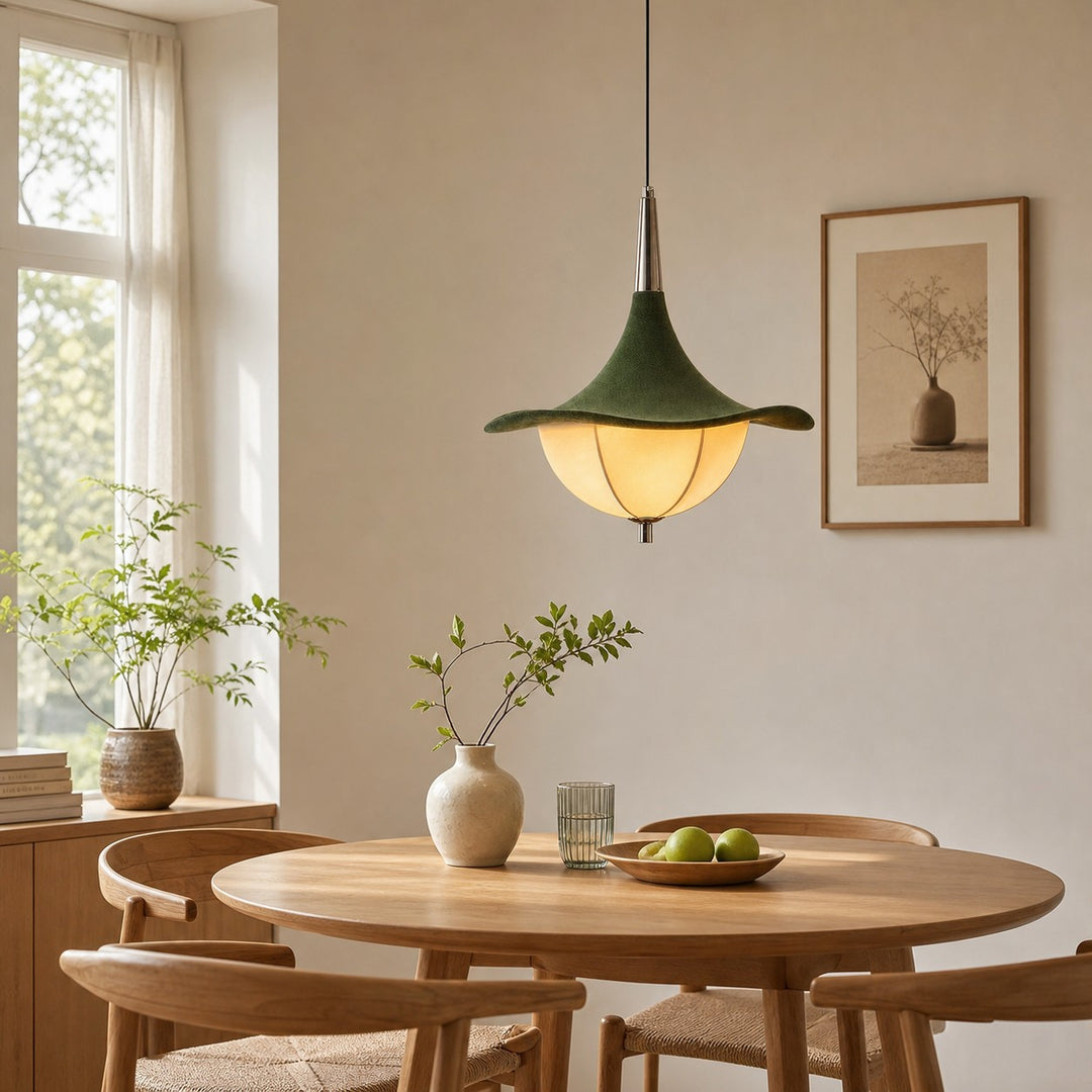 Grüne Pendelleuchte aus Stoff für das Esszimmer