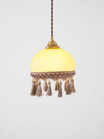 Charger l'image dans la visionneuse de galerie, Tasseled Brass Glass Swag Pendant Light