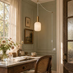 Charger l'image dans la visionneuse de galerie, Retro ribbed glass plug-in pendant light in a home interior