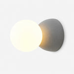Bild in Gallery-Viewer laden, Sculptural Concrete Globe Wall Lamp