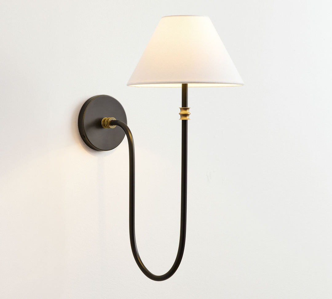 Aplique clásico Calin - Lámpara de pared de hierro con pantalla de lino blanco