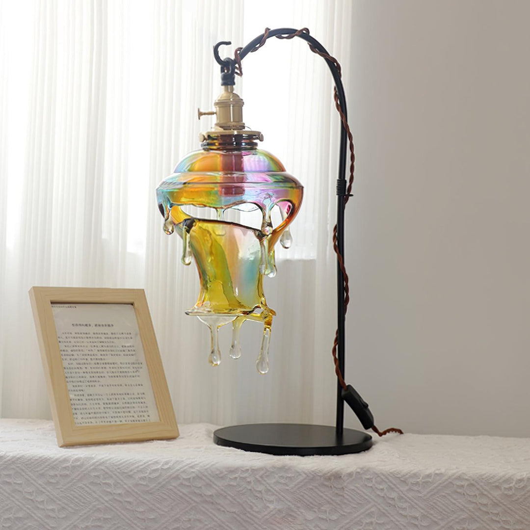 Lámpara de mesa con forma de gota de agua