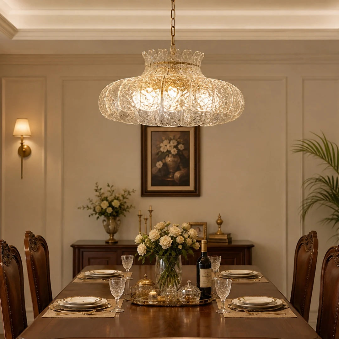 dining scene table
