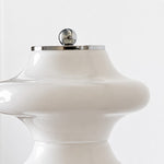 Bild in Gallery-Viewer laden, Opal glass shade and chrome top cap detail