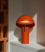 Load image into Gallery viewer, Avo Table Lamp
