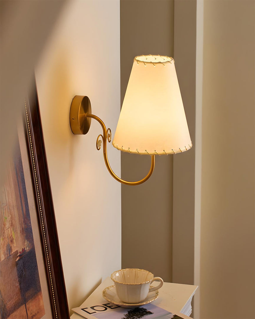 Lámpara de pared Gentle Bend