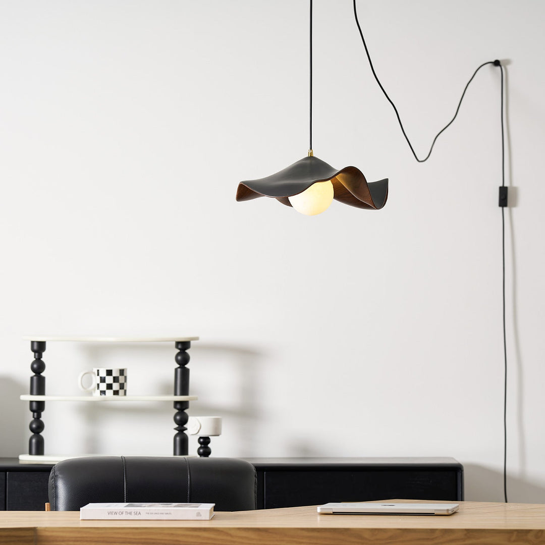 Leaf Vein Glass Plug-In Pendant Lamp