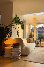 Bild in Gallery-Viewer laden, White Handcrafted Mulberry Paper Swag Light
