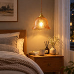 Charger l'image dans la visionneuse de galerie, Crackle Glass Brass Pendant Light