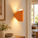 Charger l'image dans la visionneuse de galerie, Textured Rim Pointed Shade Aluminium Wall Light