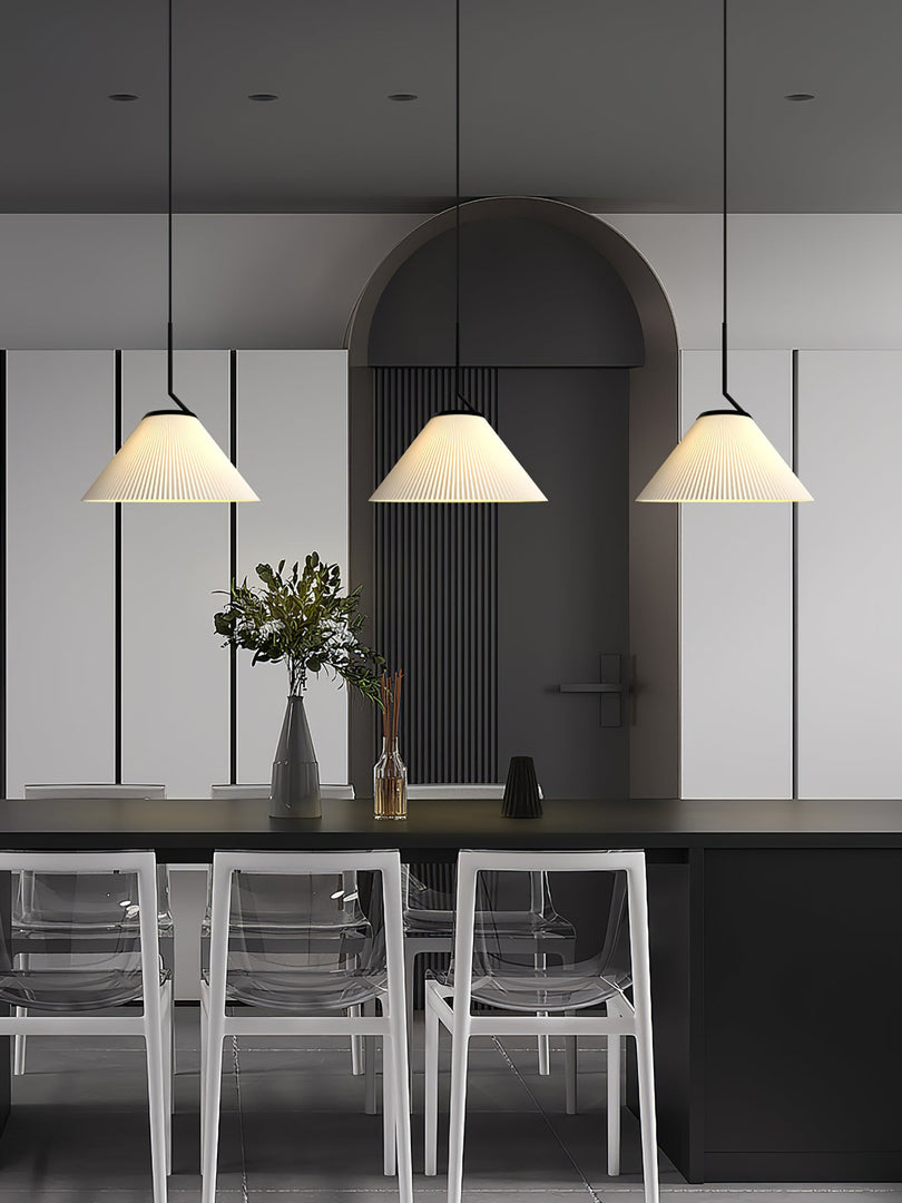 Lampe suspendue plissée Demare