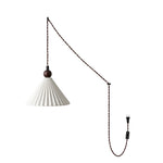 Charger l'image dans la visionneuse de galerie, Pleated Ceramic Plug-In Swag Pendant