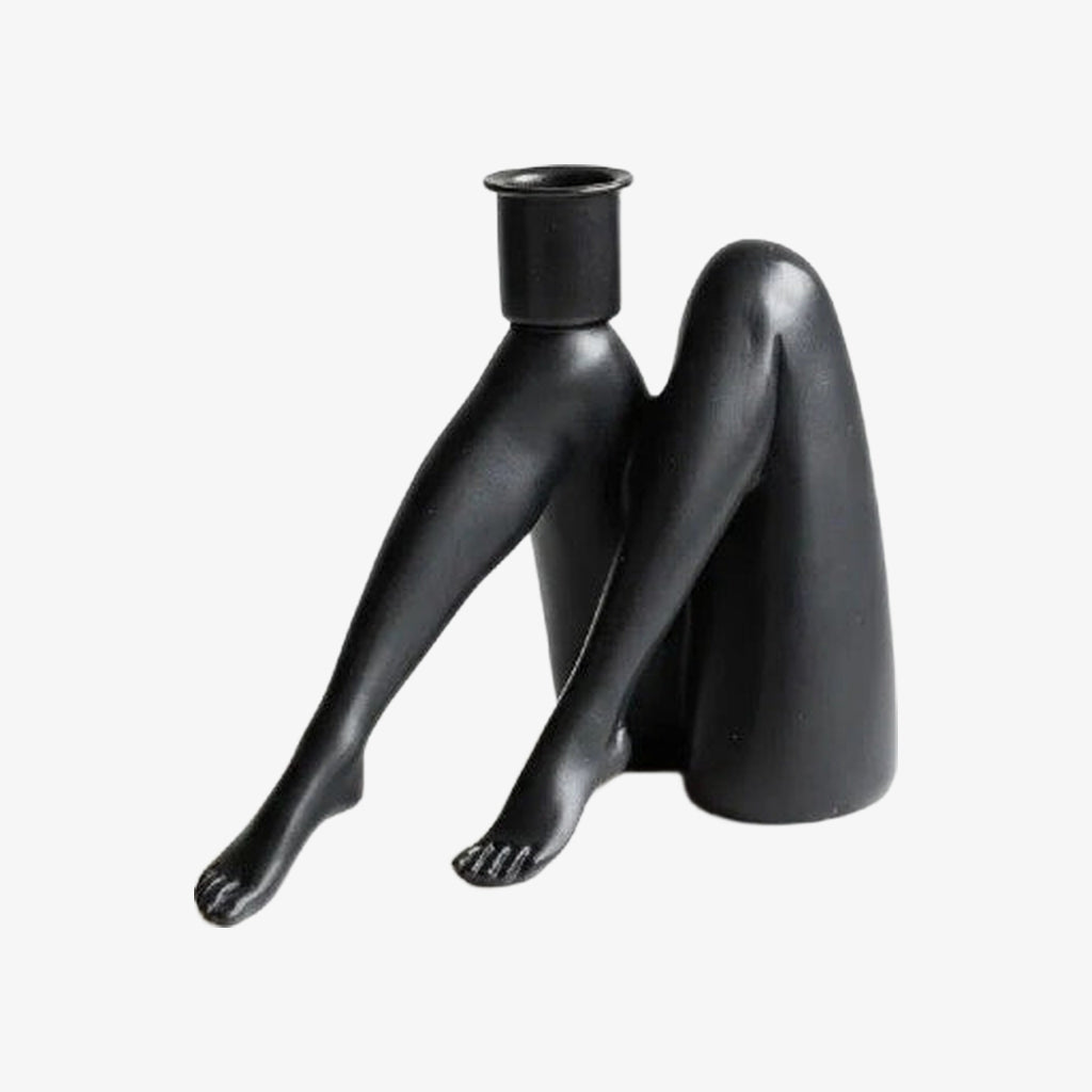 Base de vela dorada escultórica Kickra - Decoración para comedor y sala