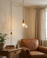 Bild in Gallery-Viewer laden, Brass And Clear Glass Plug-In Pendant