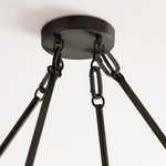 Cargar imagen en el visor de la Galería, Lámpara de araña con forma de rueda de carro de Rowan Candle - Iluminación rústica con ruedas redondas
