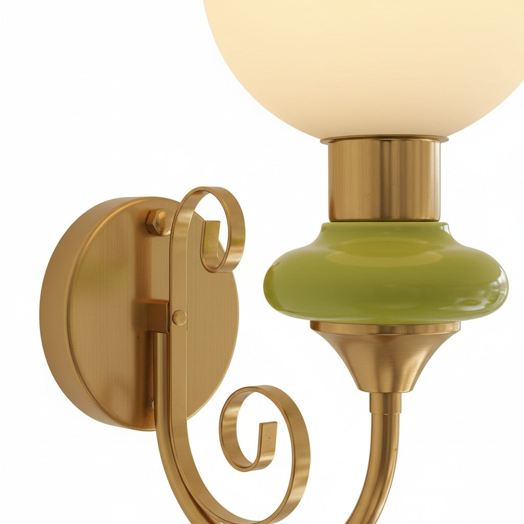 Applique murale verticale en métal sculptural Radiara – applique murale sculpturale moderne pour salon et couloir