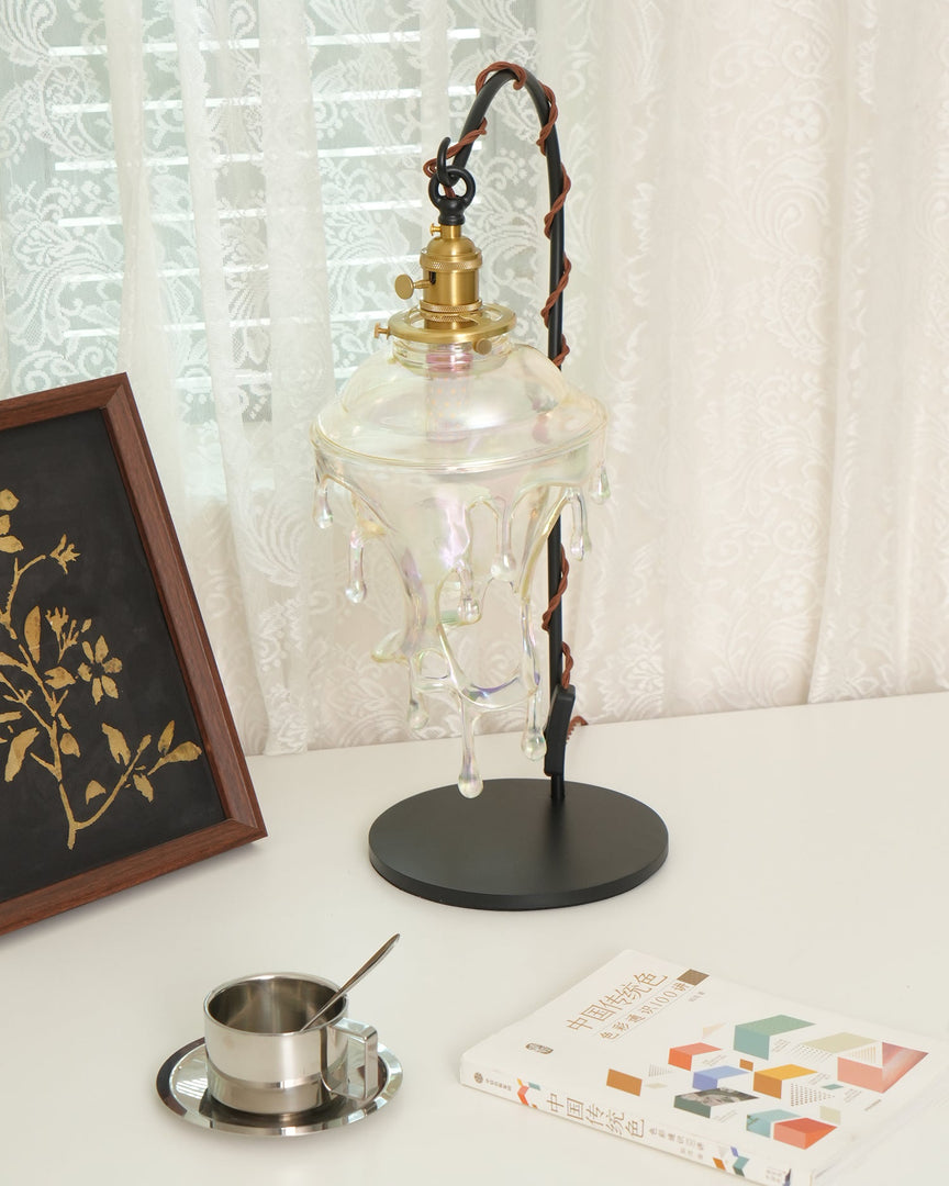 Lámpara de mesa con forma de gota de agua
