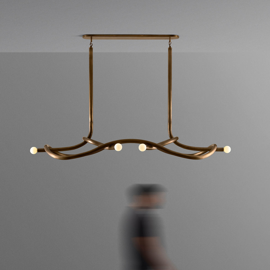 Lustre Tryst