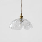 Cargar imagen en el visor de la Galería, Single clear pressed-glass flower pendant with brass socket