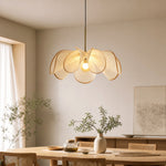 Charger l'image dans la visionneuse de galerie, Natural cream pendant light in dining room scene