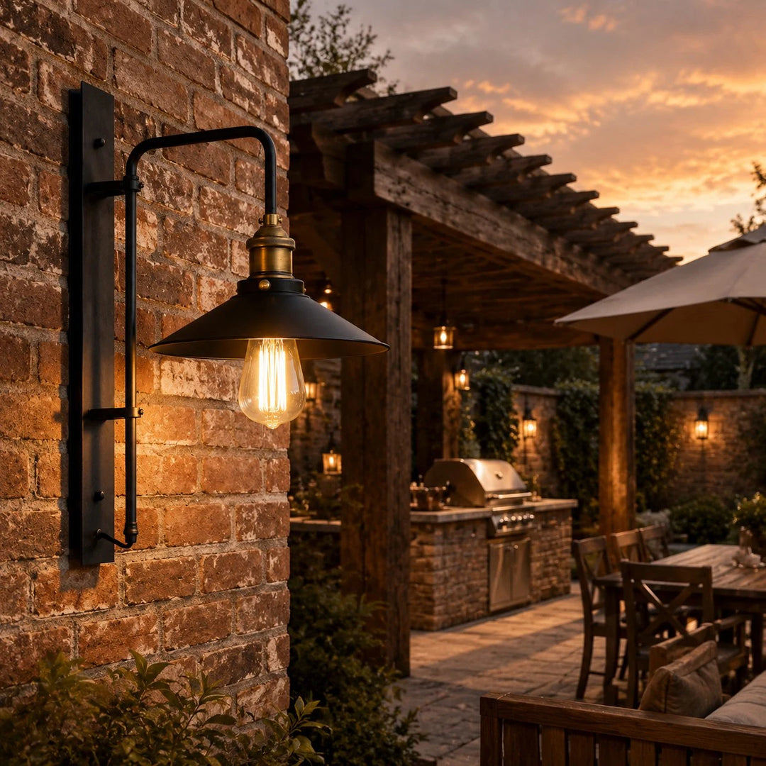 Solenvo dark bronze outdoor wall lamp scene view