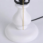 Cargar imagen en el visor de la Galería, Tiffany-style stained glass table lamp