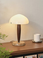 Bild in der Galerieansicht laden, Herman Tischlampe
