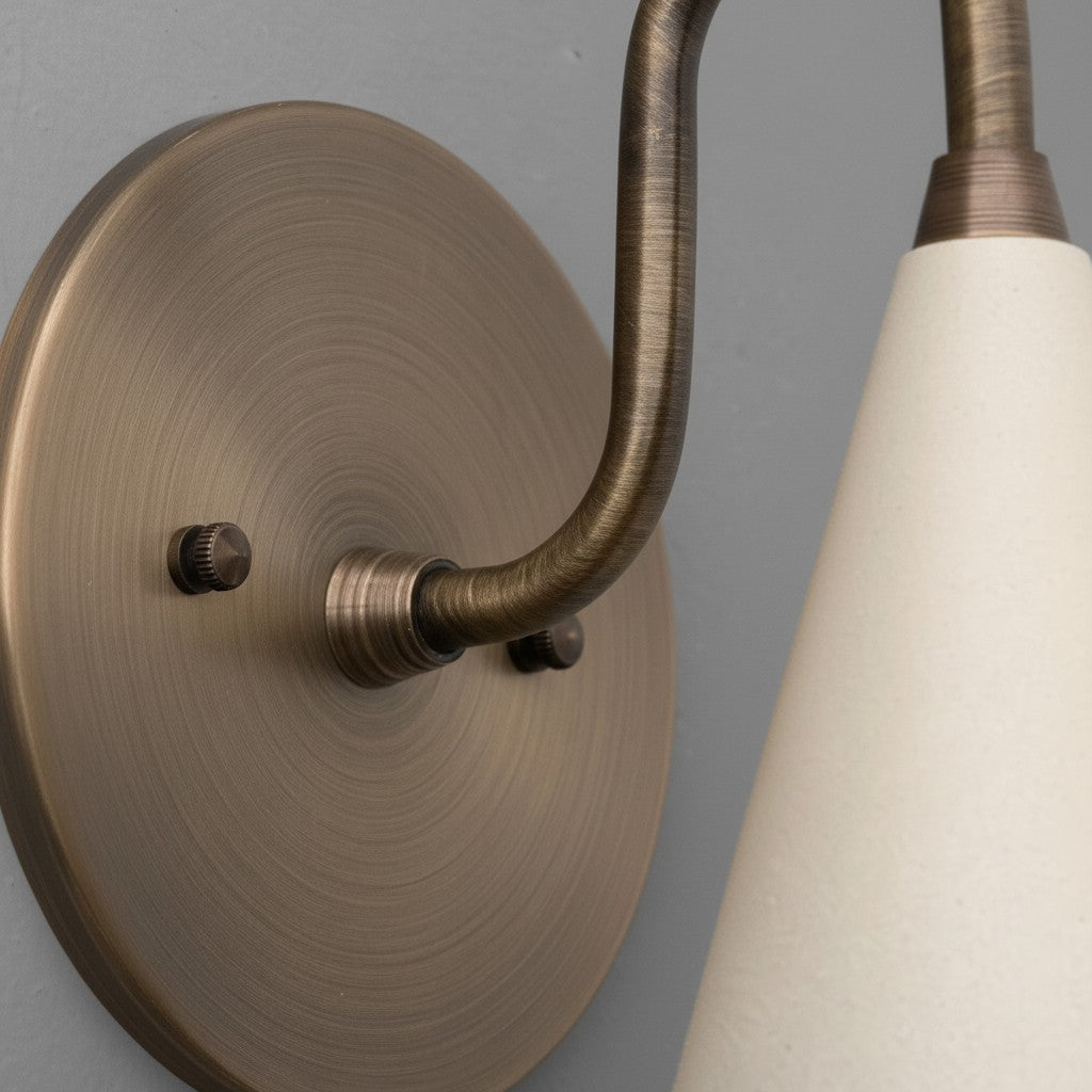 Curved Metal Shade Sconce Vintage Style Wall Light - Entryway Stairwell Lighting