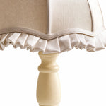 Bild in Gallery-Viewer laden, Close view of the fabric shade panels