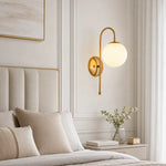 Bild in Gallery-Viewer laden, Luma Globe Wall Sconce · Milk Glass · Gold