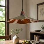 Cargar imagen en el visor de la Galería, Vintage Wavy Pendant Light with Aged Metal Shade