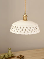 Bild in Gallery-Viewer laden, Woven Ceramic Brass Swag Pendant Light