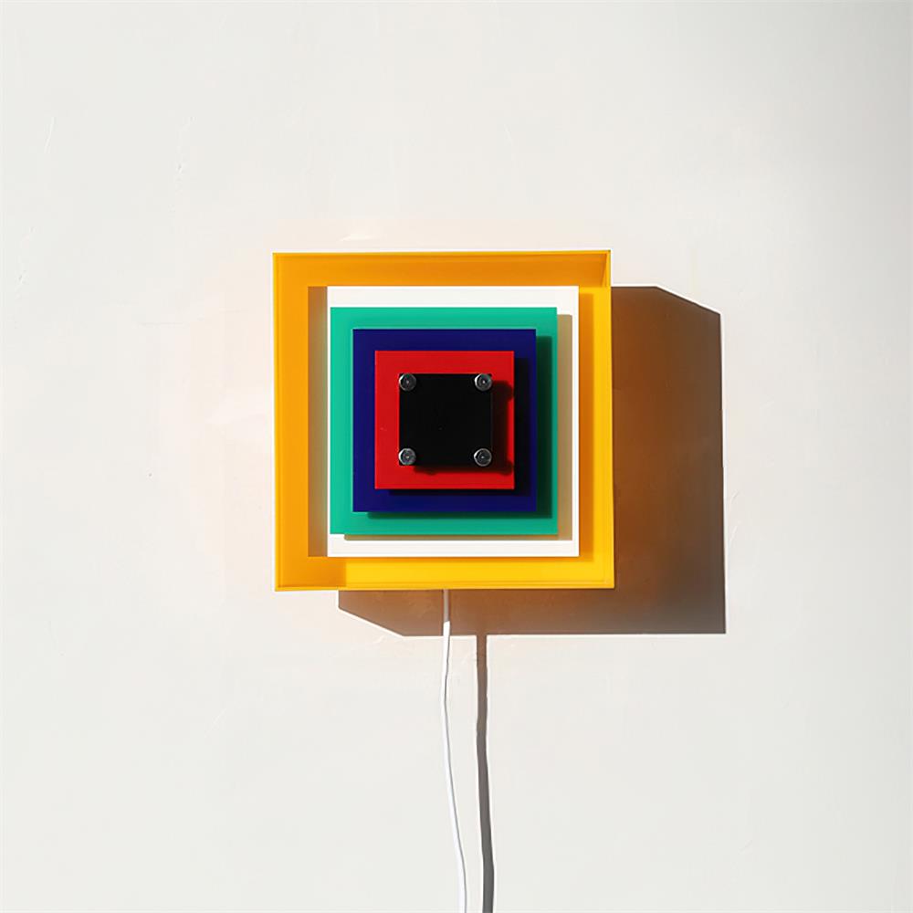 Lámpara de Pared con Enchufe Bedin