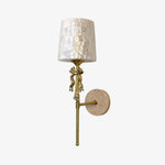 Bild in Gallery-Viewer laden, Beige Capiz shell bow wall sconce on a clean background