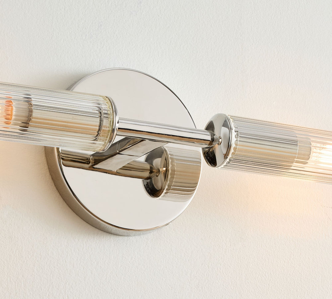 Aplique de pared de tubo de vidrio Bravira - Iluminación clásica de tubo de latón acanalado