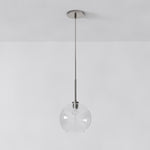 Cargar imagen en el visor de la Galería, Lámpara colgante Selvion con forma de globo escultural: moderna lámpara colgante de cristal con un diseño elegante.
