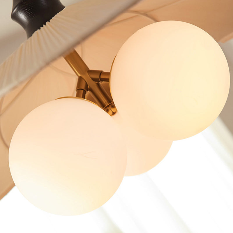 Lustre suspendu à 3 lumières d'inspiration vintage Orrise - Accents en bois, métal et tissu Éclairage intérieur