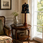 Charger l'image dans la visionneuse de galerie, floral fabric and carved wood table lamp