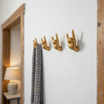 Bild in Gallery-Viewer laden, Kickra Dekorative Hand-Wandhaken - Moderne Kunst-Aufbewahrung für Wohnzimmer