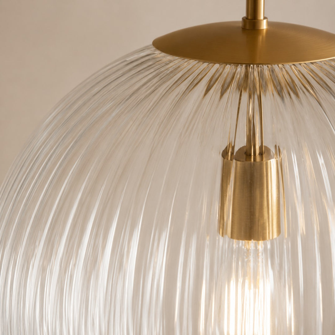 Bravira gerippte Glas-Pendelleuchte – Messing- und Glas-Pendelleuchte mit Landhausstil