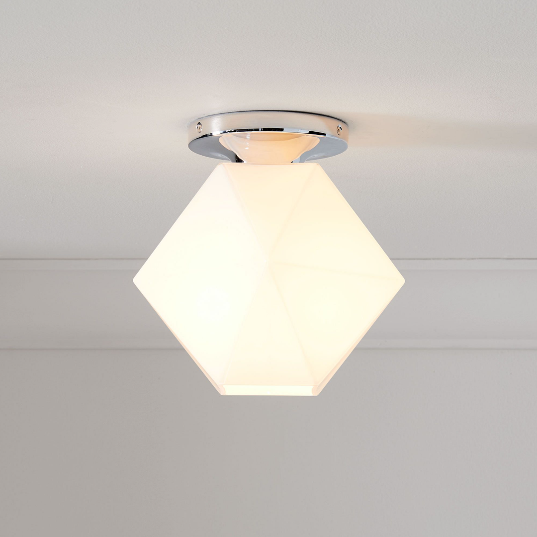 Lámpara de techo empotrada escultural Talvior: vidrio facetado para interiores modernos