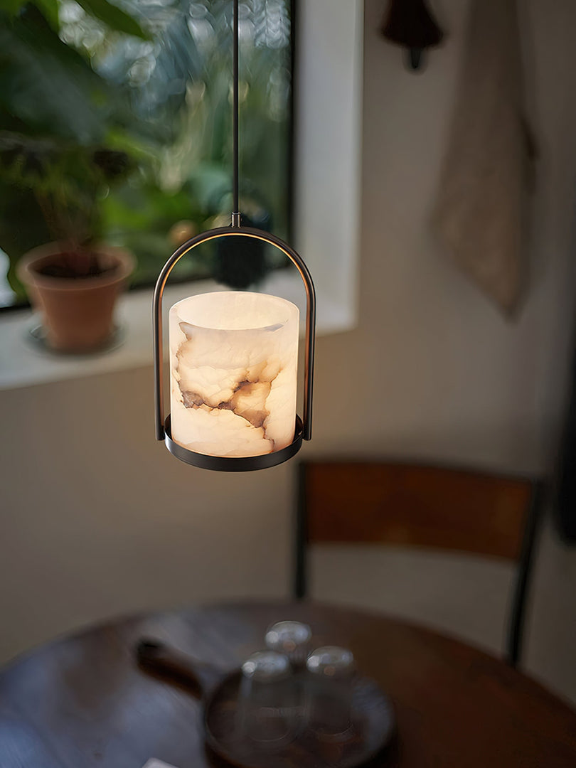Cortland Alabaster-Pendelleuchte